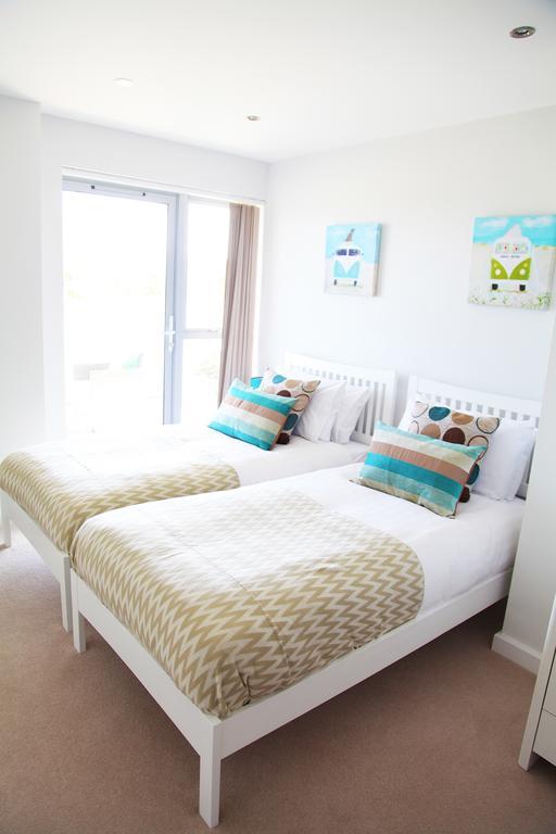 Azure 7 Apartment New Quay Habitación foto